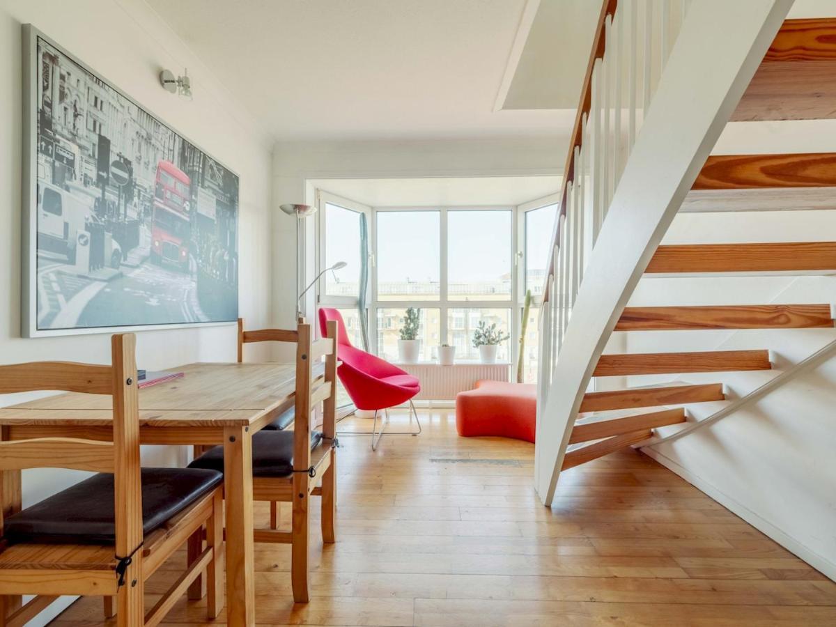 Sunny Maisonette With Views Over Canary Wharf, לונדון מראה חיצוני תמונה