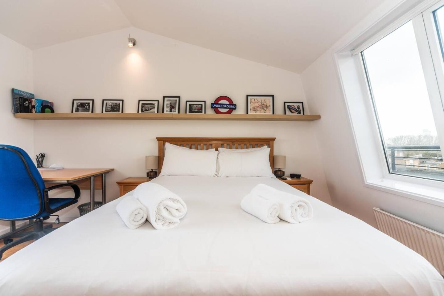 Sunny Maisonette With Views Over Canary Wharf, לונדון מראה חיצוני תמונה